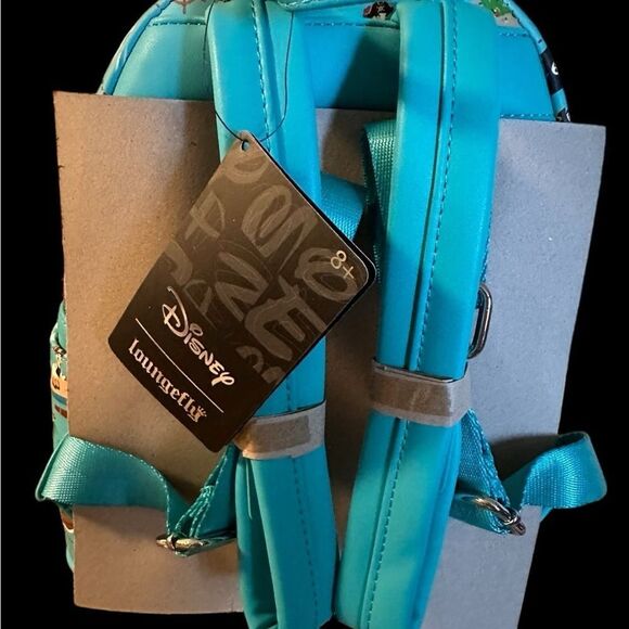 BNWT Loungefly Pirate Mickey And Friends AOP Mini Backpack - Picture 13 of 14